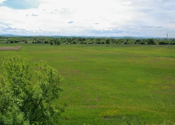 Διαμέρισμα The Heart Of Nowa Huta - Free Garage *