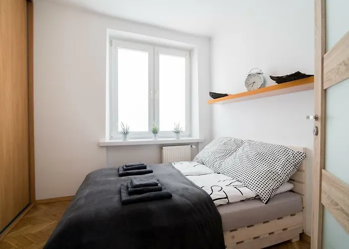 Διαμέρισμα The Heart Of Nowa Huta - Free Garage